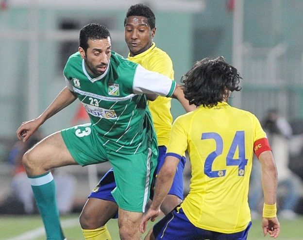 نواف شويع لاعب العربي وسعود حمود لاعب النصر اثارا ازمة كبيرة