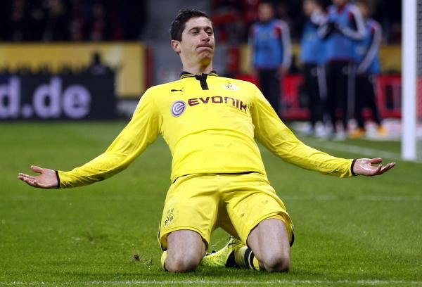 2013-02-03t180452z_493323170_bm2e9231gyg01_rtrmadp_3_soccer-germany_reuters