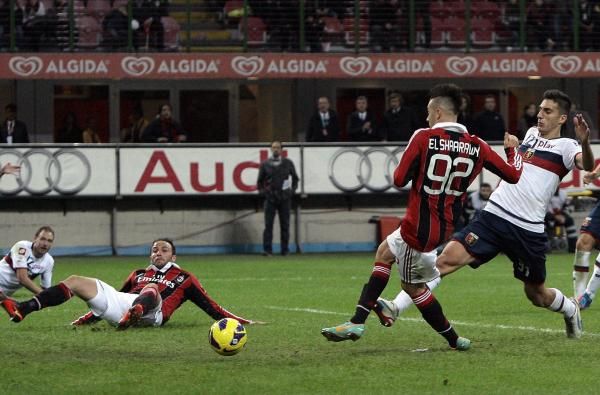 2012-10-27t220136z_2024792270_gm1e8as0cnf01_rtrmadp_3_soccer-italy_reuters