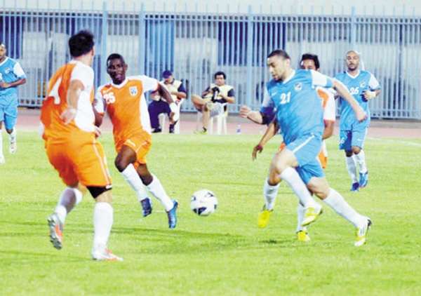 عدي الصيفي مهاجم السالمية في لقاء سابق امام كاظمة