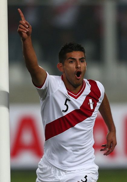 زامبرانو بقميص منتخب بيرو