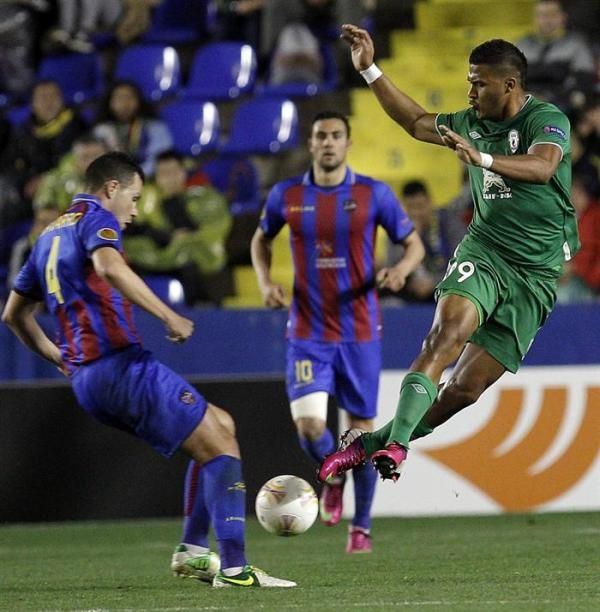 20130307-634982907619742078w_efe