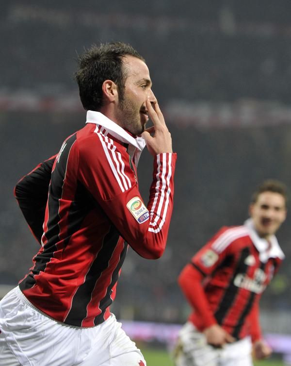 2013-03-02t205139z_1369673931_gm1e9330dfj01_rtrmadp_3_soccer-italy_reuters
