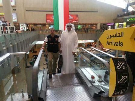 جاسم الهويدي يغادر مطار الكويت متوجها للبحرين