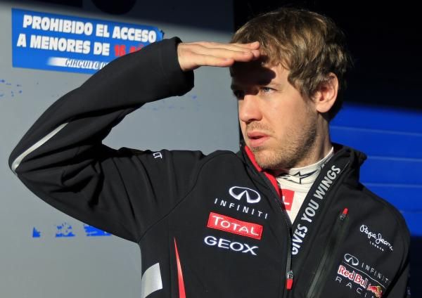 2013-02-07t091803z_857188900_gm1e9271btb01_rtrmadp_3_motor-racing-testing_reuters
