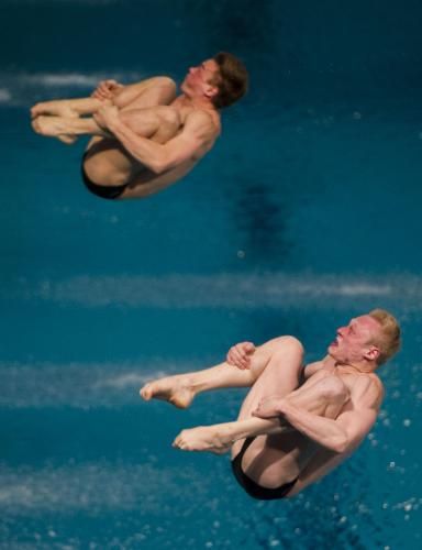 2012-05-18t200018z_01_pvr16_rtridsp_3_diving_reuters