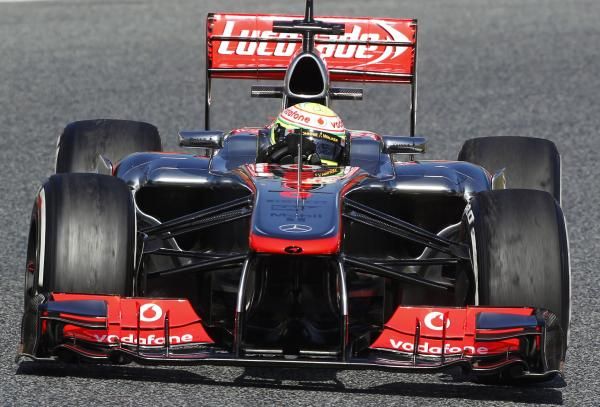 2013-02-20t114947z_1341965307_gm1e92k1izs01_rtrmadp_3_motor-racing_reuters