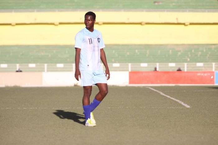 الكاميروني بابا لاعب اهلي شندي يتصدر قائمة الهدافين