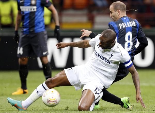 2013-03-14t193805z_1315698075_gm1e93f0a1z01_rtrmadp_3_soccer-europa_reuters
