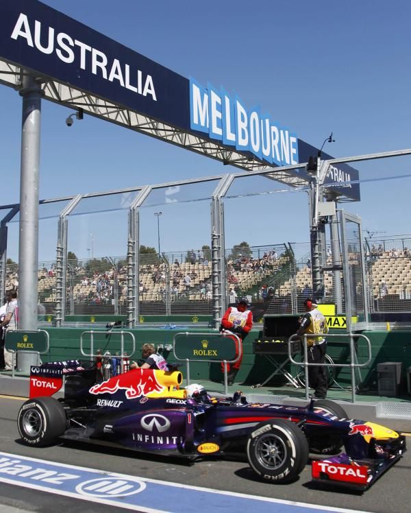 2013-03-15t032803z_360344997_sr1e93f09mc21_rtrmadp_3_motor-racing-prix_reuters