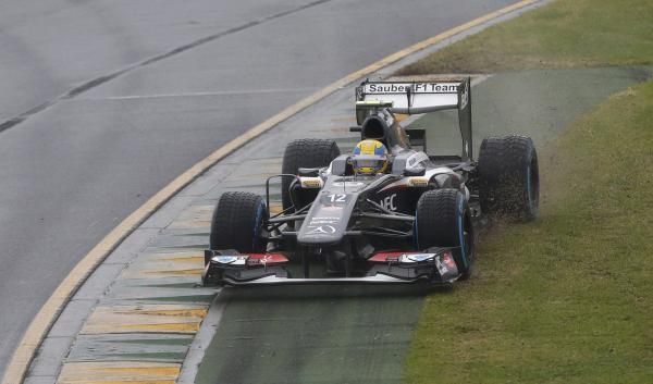 2013-03-16t071319z_959449518_sr1e93g0k1u68_rtrmadp_3_motor-racing-prix_reuters