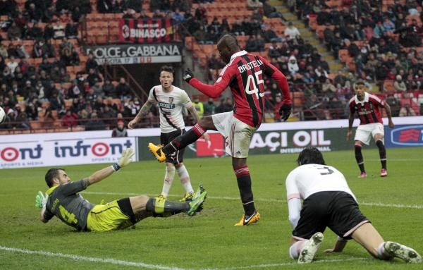 2013-03-17t153822z_1135928504_gm1e93h1tkd01_rtrmadp_3_soccer-italy_reuters