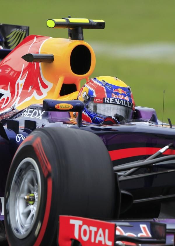 2013-03-17t021326z_841729262_sr1e93h06692l_rtrmadp_3_motor-racing-prix_reuters