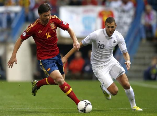 2012-10-16t194910z_1431873531_gm1e8ah0al001_rtrmadp_3_soccer-world_reuters