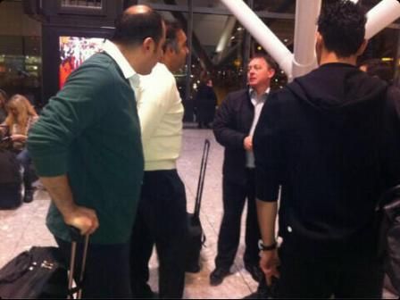 الحساوي والرشيدي وديفيز لحظة وصولهم الكويت