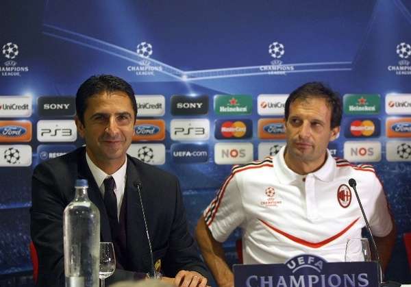 جيوسيبي سابينزا يساراً وبجواره أليجري