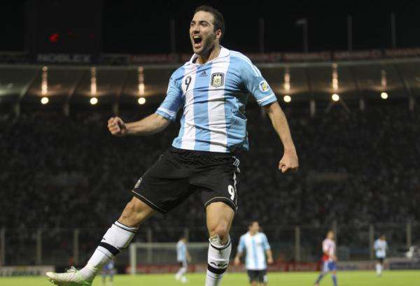 2012-09-07t235202z_341573206_gm1e8980lsq01_rtrmadp_3_soccer-world_reuters