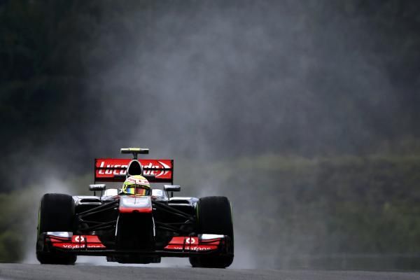 2013-03-22t081057z_280238140_sr1e93m0mpnb4_rtrmadp_3_motor-racing-prix_reuters