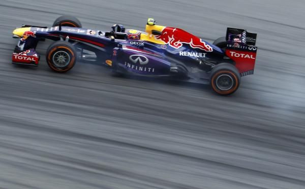 2013-03-22t080456z_997673893_sr1e93m0mfnb2_rtrmadp_3_motor-racing-prix_reuters