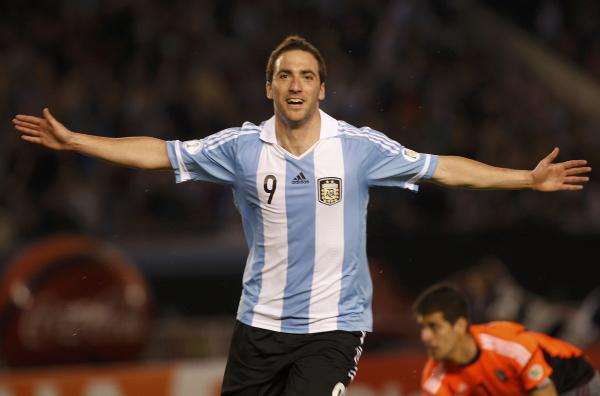 2013-03-23t013125z_321754948_tb3e93n048191_rtrmadp_3_world-soccer_reuters