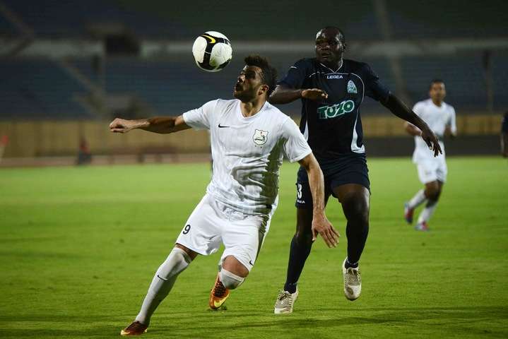 لقطة من مباراة الذهاب