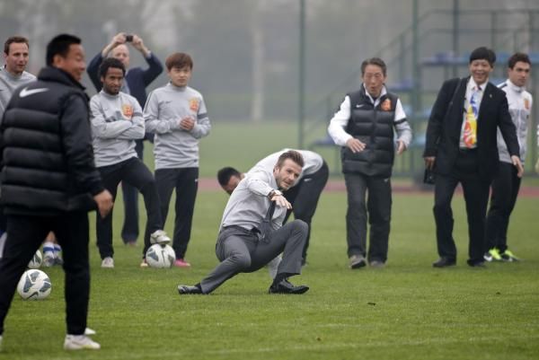 2013-03-23t053341z_1219938832_gm1e93n11l301_rtrmadp_3_china_reuters