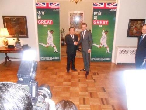 320563_10151291142691571_594336727_n