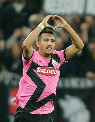 ارتورو فيدال 