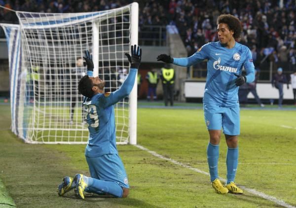 2013-02-14t184456z_1116699433_lr1e92e1g2mev_rtrmadp_3_soccer-europa_reuters