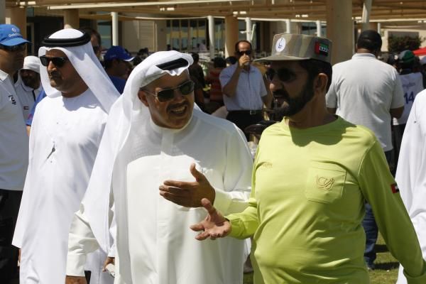 الشيخ محمد بن راشد آل مكتوم على رأس المكرّمين رياضيا