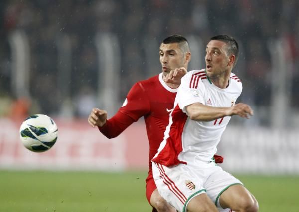 2013-03-26t195554z_992226796_gm1e93r0apy01_rtrmadp_3_soccer-world_reuters