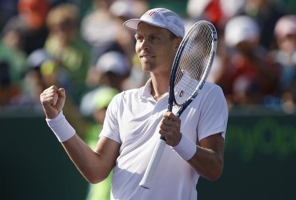 2013-03-26t215404z_1527570319_gm1e93r0gbo01_rtrmadp_3_tennis-men-miami_reuters