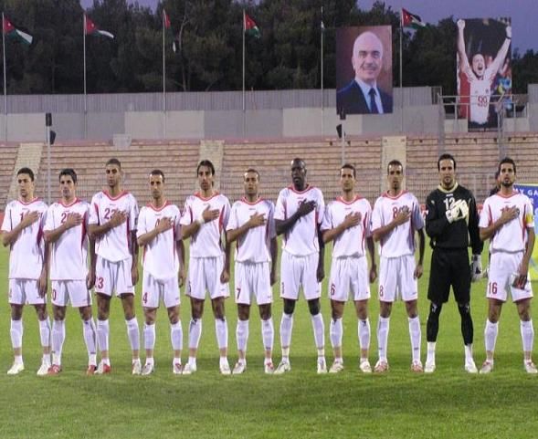 نجوم المنتخب الاردني والنشيد الوطني وبعدســـــــة كووورة