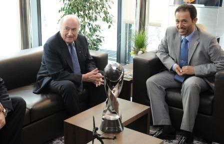 بلاتر والسركال وبينهم كأس بطولة العالم للناشئين التي تستضيفها الإمارات