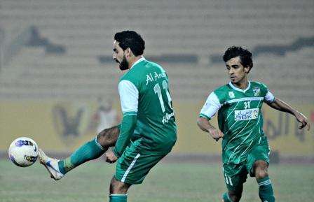 علي مقصيد وحسين الموسوي تألقا امام الصليبخات