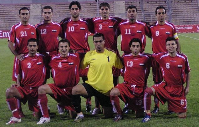 المنتخب السوري قبل بداية اللقاء وبعدســـــة كووورة 