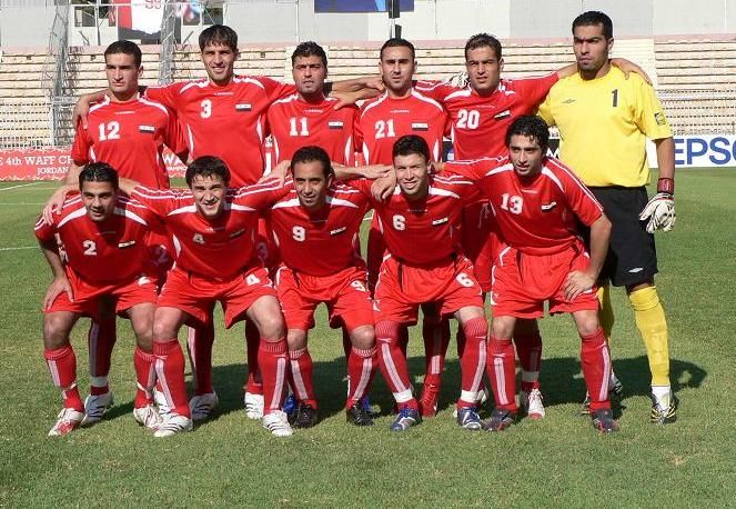 صورة جماعية للمنتخب السوري قبل لقاء العراق وبعدســــة كوووورة