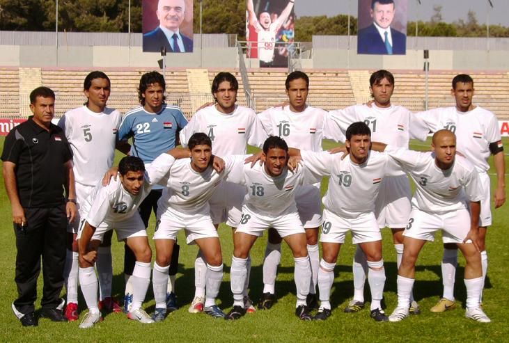صورة المنتخب العراقي قبل لقاء سوريا وبعدســــة كوووورة