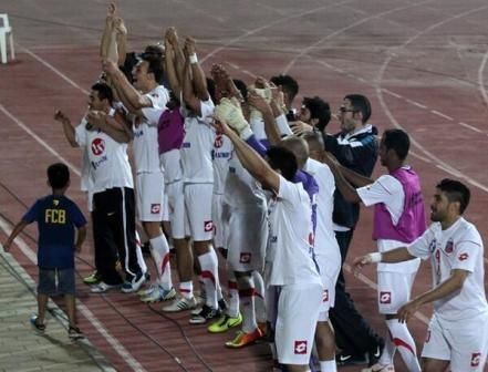 احتفالات لاعبي الكويت بالفوز بالدوري 