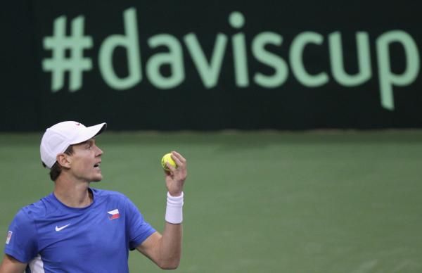 2012-11-16t232938z_770459530_gm1e8bh0klo01_rtrmadp_3_tennis-davis_reuters
