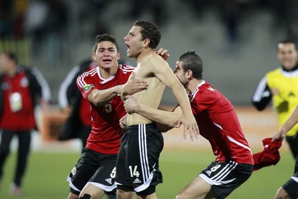 2013-03-30t205529z_1566755461_gm1e93v0com01_rtrmadp_3_soccer_reuters