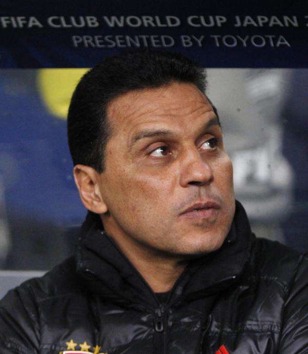 2012-12-12t133822z_1405515533_gm1e8cc1o1e01_rtrmadp_3_soccer-club-world_reuters