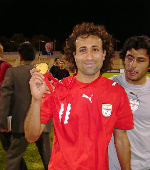 نجم بطولة اتحاد غرب اسيا ومنتخب ايران مهدى رجب زاده في لقطة خاصة ولعدســة كووورة