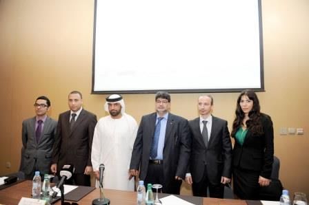 أعضاء اللجنة المنظمة خلال المؤتمر الصحفي