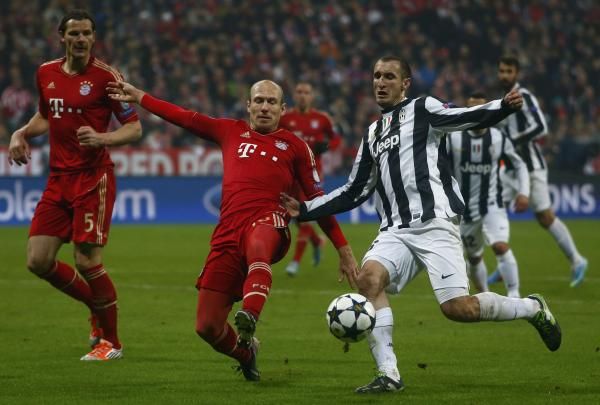 2013-04-02t203649z_1628962662_lr2e9421l921n_rtrmadp_3_soccer-champions_reuters