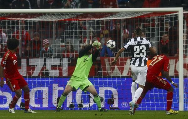 2013-04-02t203517z_1885428663_lr2e9421l6i1h_rtrmadp_3_soccer-champions_reuters