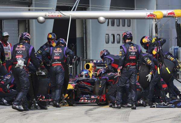 2013-03-24t114032z_915133693_sr1e93o0war4q_rtrmadp_3_motor-racing-prix_reuters