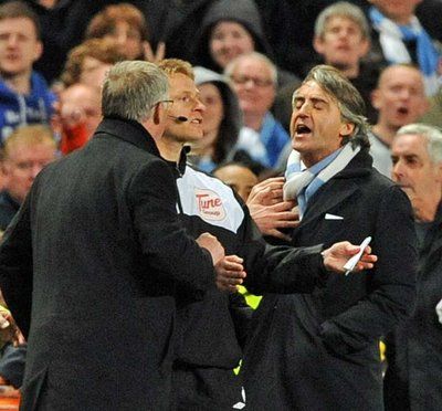 مانشيني وفيرجسون اشتبكا بالايدي الموسم الماضي!