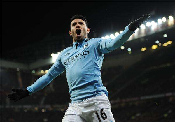 أجويرو أحرز هدفا رائعا وقاد السيتي للفوز