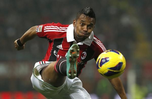 2012-11-25t212709z_199868721_gm1e8bq0f4501_rtrmadp_3_soccer-italy_reuters